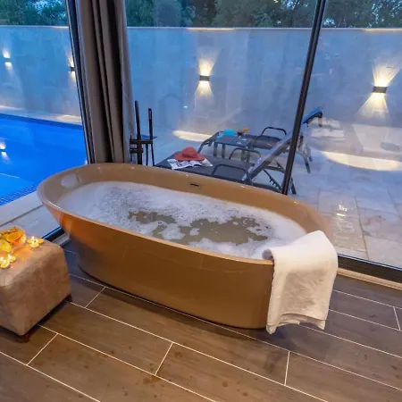 Вилла Patara 2 Bedroom Secluded With Private Pool Hot Tub Калкан