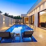 Patara 2 Bedroom Secluded With Private Pool Hot Tub * Калкан