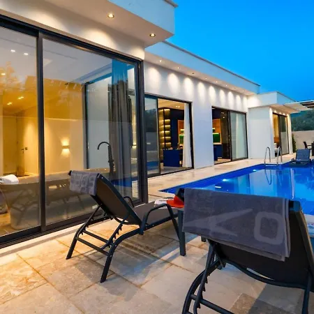 Villa Patara 2 Bedroom Secluded With Private Pool Hot Tub *