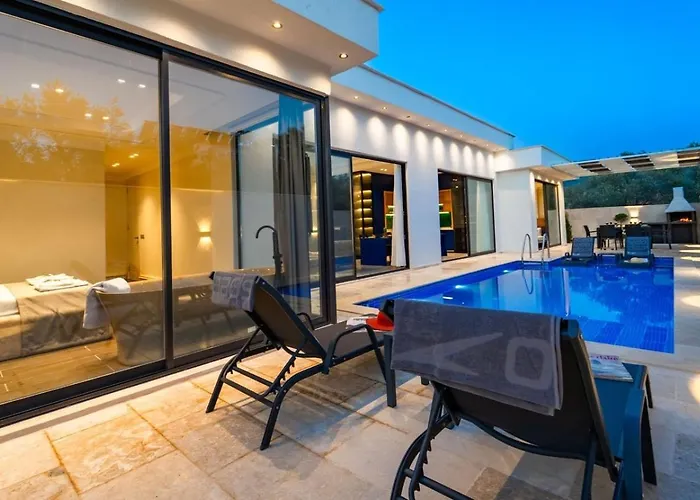 빌라 Patara 2 Bedroom Secluded With Private Pool Hot Tub *