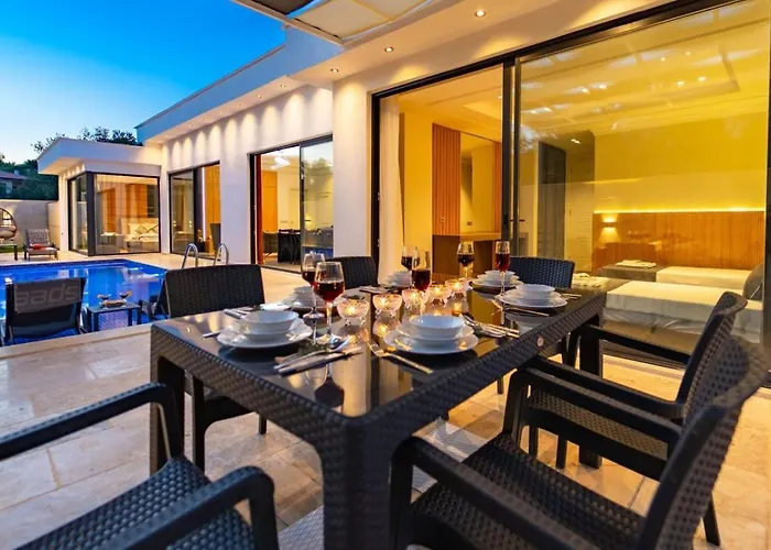 Patara 2 Bedroom Secluded With Private Pool Hot Tub 빌라