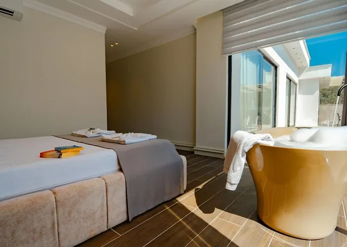 Patara 2 Bedroom Secluded With Private Pool Hot Tub *