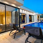 Villa Patara 2 Bedroom Secluded With Private Pool Hot Tub *